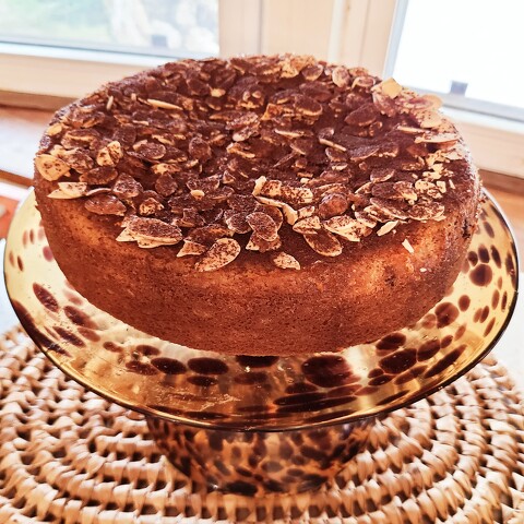 Chocolate Chi Butter Cake